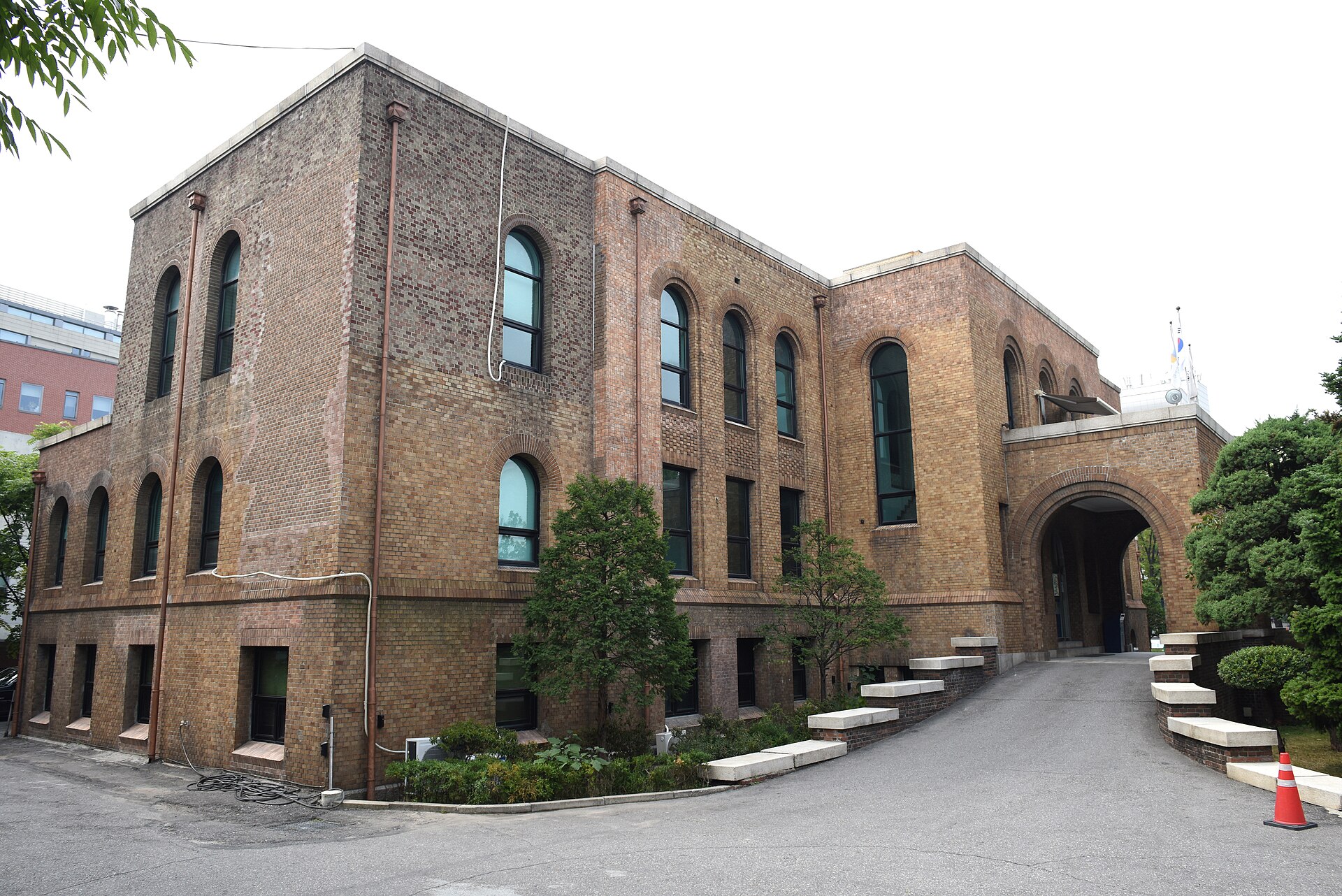 Seoul National University · Former SNU main building, another view